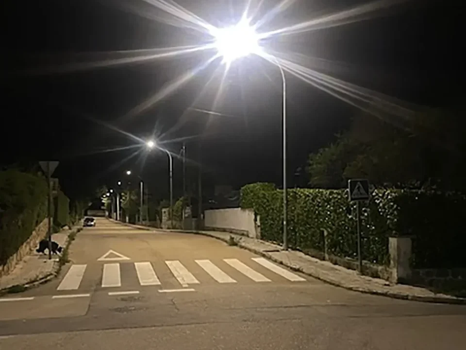 Fotografía nocturna nuevo alumbrado en La Cabrera